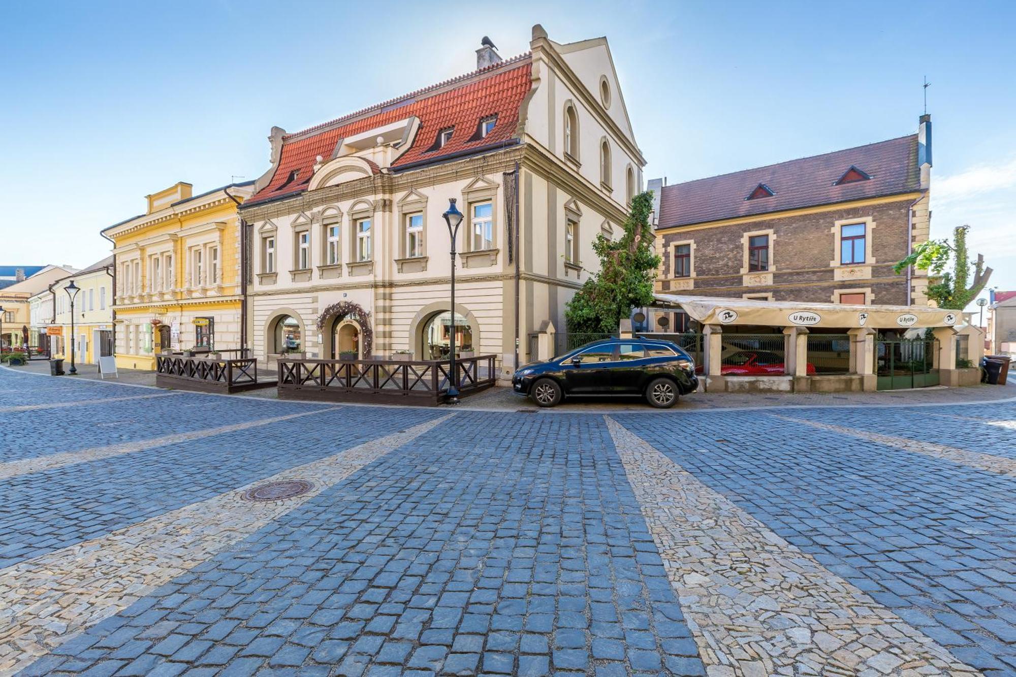 Hotel U Rytire Mělník Dış mekan fotoğraf